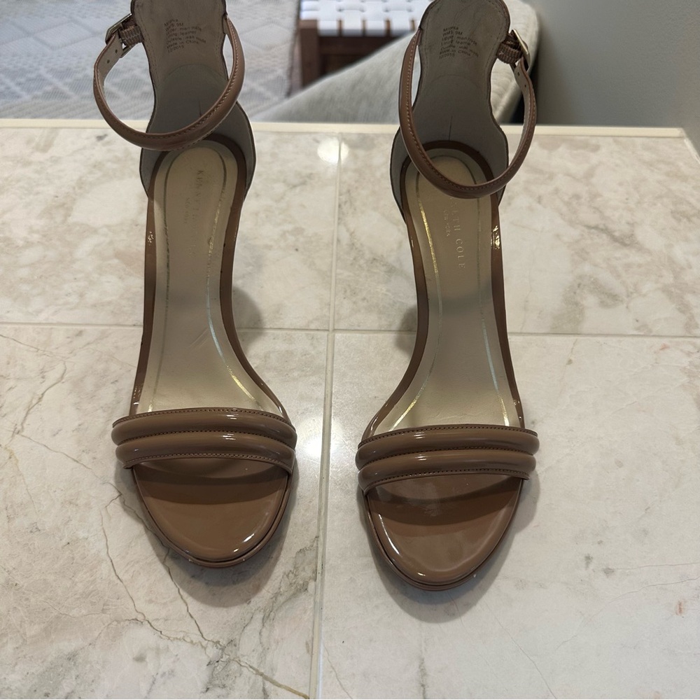 Kenneth Cole Strappy Ankle Sandals/Heels